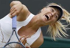 Wozniacki elendi