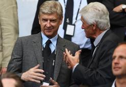 Roy Hodgson'dan sonra Arsene Wenger dönemi