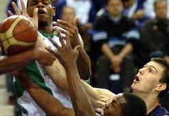 Efes zirveyi sevdi: 79-95