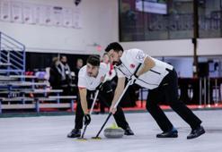 Dünya Karışıklar Curling Şampiyonası'nda 4. zafer