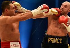 Fury-Klitschko maçı ertelendi