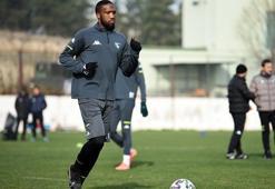 Erzurumspor'dan Zakarya Bergdich bombası