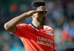 Başakşehir'de İrfan Can Kahveci paylaşımı!