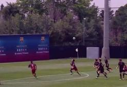 Genç Barçalı Messi'nin ilk golünü kopyaladı