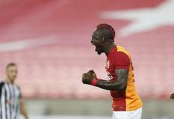 Galatasaray'da Diagne yeni tarzı ile dikkat çekti