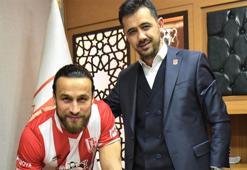 Balıkesirspor 4 futbolcuyla sözleşme imzaladı