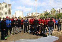 Futbolcular kurban kesti, virüssüz sezon için dua etti