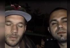 Podolski fena dağıttı