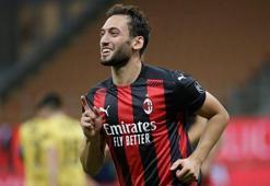 Hakan Çalhanoğlu nereli, kaç yaşında? Hakan Çalhanoğlu hangi takımlarda oynadı? Hangi takımda oynuyor ve maaşı ne kadar?