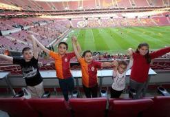 Günışığı Projesi'ne Cimbom'dan pankartlı destek