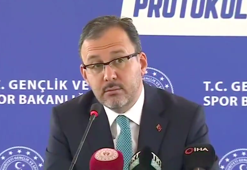 Bakan Kasapoğlu'ndan stat zeminleri açıklaması!