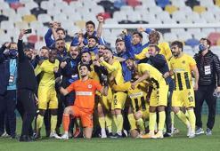 TFF 1.Lig | Altınordu - Menemenspor maç sonucu: 2 - 4