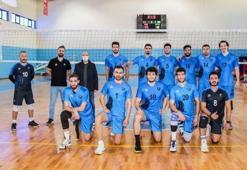 Karacabey Belediyespor voleybolda tam gaz