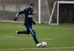 Fenerbahçe'de Mesut Özil çalışmalarına devam ediyor