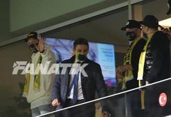 Fenerbahçe'nin rüya transferi Mesut Özil Kadıköy'de!