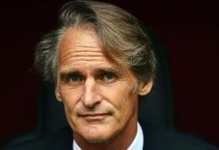 Riekerink'ten derbi mesajı!