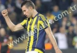 Van Persie sosyal medyayı salladı