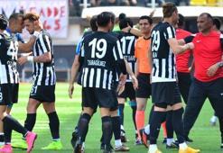 Manisaspor, şampiyon olarak PTT 1. Lig'e yükseldi