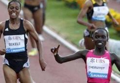 Bekele'den rekor geldi