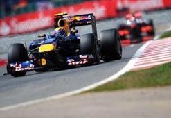 İngiltere'de kazanan Webber oldu!