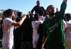 Ümraniyespor PTT 1. Lig'e yükseldi