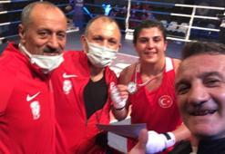 Busenaz Sürmeneli'den altın, Buse Naz Çakıroğlu'ndan gümüş madalya