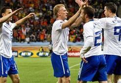 Hollanda'nın keyfi yerinde: 1-2