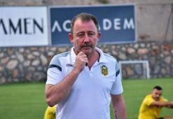 Sergen Yalçın: Takıma 2-3 futbolcu daha katacağız