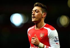 SON DAKİKA | Mesut Özil, Fenerbahçe'yi takibe aldı