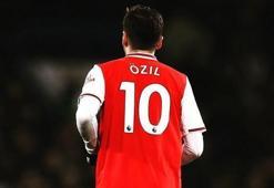 Fenerbahçe Mesut Özil transferine: Ronaldo'yu getirsen ne olur!