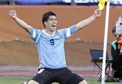 Uruguay lider bitirdi: 0-1