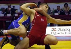 Güreş Şampiyonası'nda 5.'lik geldi