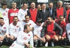 Şöhretler, vekillere fark attı! 13-3