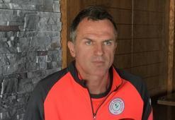 Stjepan Tomas 6 oyuncuya transfer izni verdi