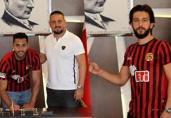 Eskişehirspor, Mevlüt Çelik ve Kaan Gül'le sözleşme yeniledi