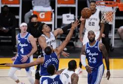 San Antonio Spurs, Lakers'ın serisine son verdi