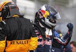 İlk cep Vettel'in!