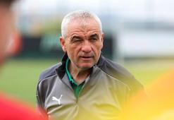 Rıza Çalımbay: Kadromuzu UEFA Avrupa Ligi'ne göre kurduk