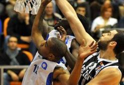 Kartal, Antalya'da kayıpları oynadı: 96-82