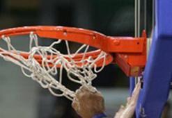 Bir maçta 73 sayı attı!