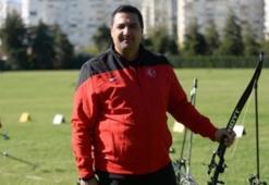 Rekortmen milli okçu, olimpiyat sporcuları yetiştiriyor