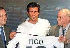 Figo'ya domuz kafası!