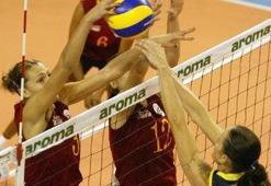 Voleybolda derbi heyecanı