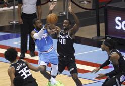 NBA'de John Wall iki yıl sonra sahalara döndü, Rockets ilk kez kazandı