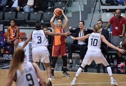 Derbide Beşiktaş, Galatasaray'ı devirdi!
