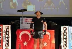 Tolga Çakmak 6 bin 650 kg kaldırdı Guinnes'e girdi