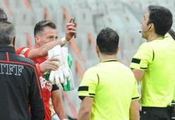 Beşiktaş - Sivasspor maçının pozisyonu L'Equipe'e de haber oldu