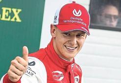 Şampiyon Schumacher!