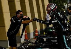 Russell, Mercedes direksiyonunda hâlâ yanlış düğmelere basıyor