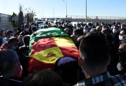 Deprem sonrası yaşam savaşını kaybeden Malik Tahirler'e acı veda